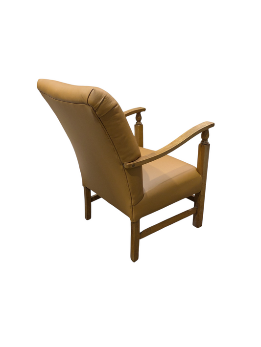 VICTORIA | Re-upholstered Vintage Chair